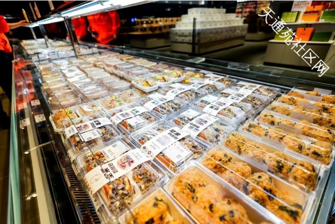 8月8日开业!天通苑“物美胖改店”小甜肠、热卤肠、榴莲千层等热门商品齐全