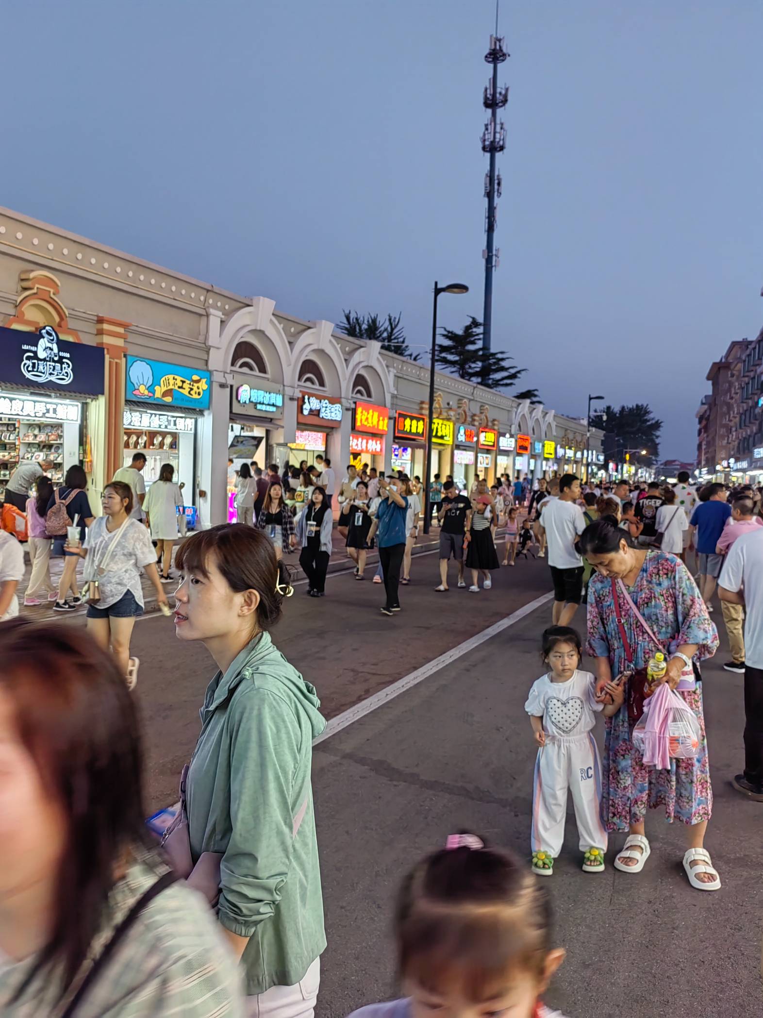 2021年北戴河刘庄夜市图片