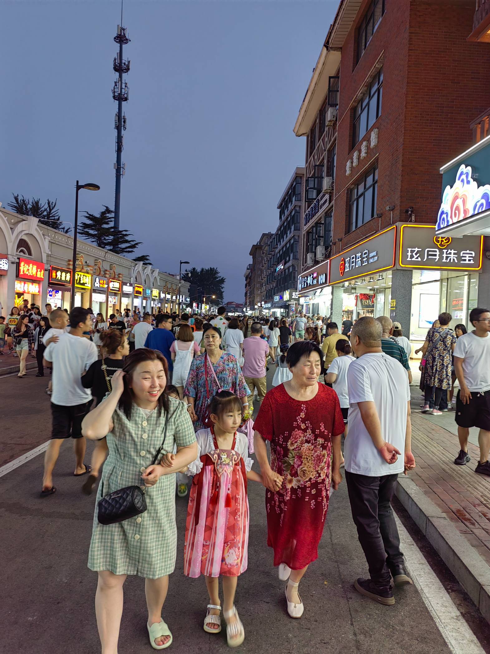 刘庄夜市好热闹