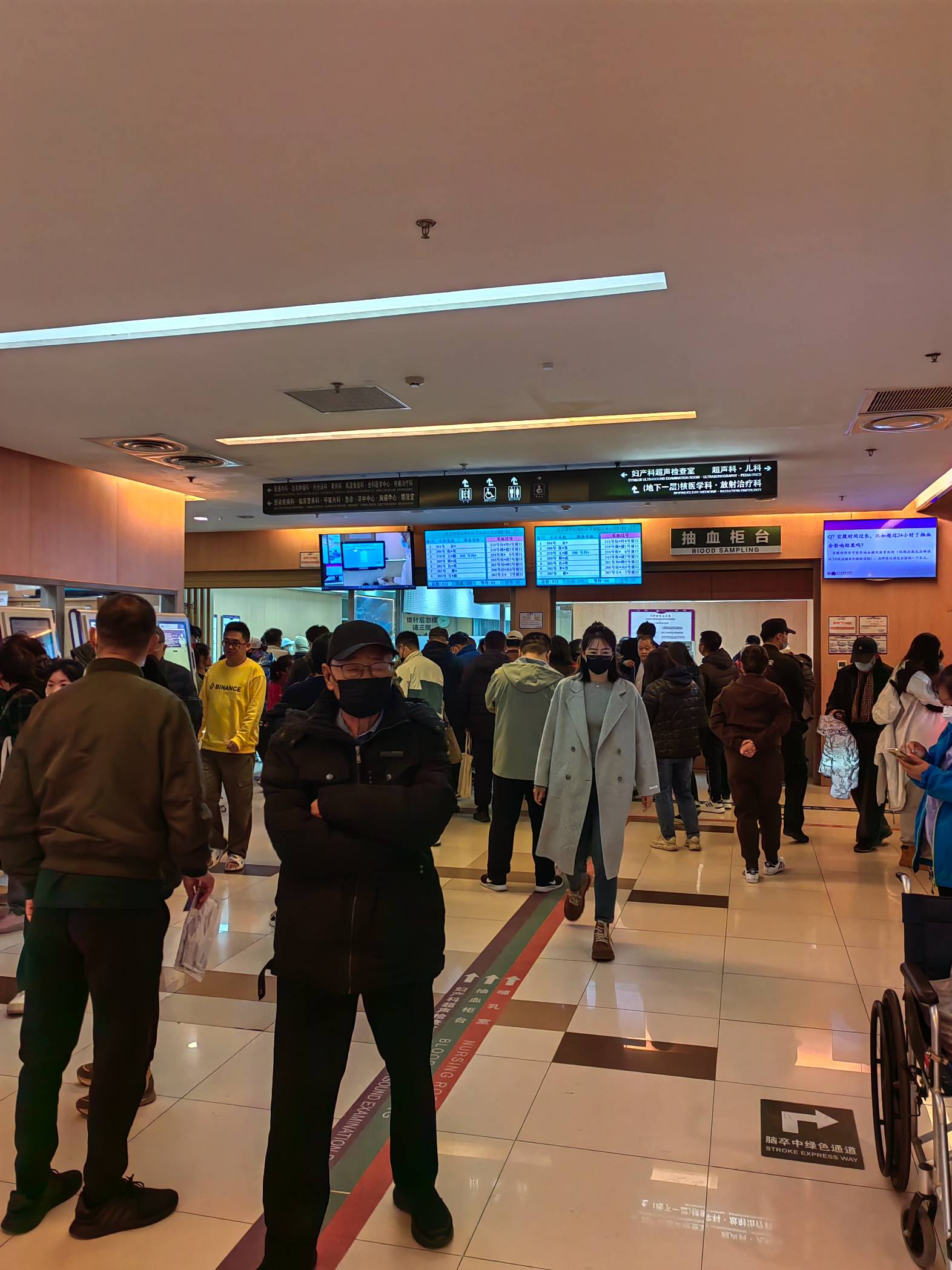 清华长庚儿科人满为患